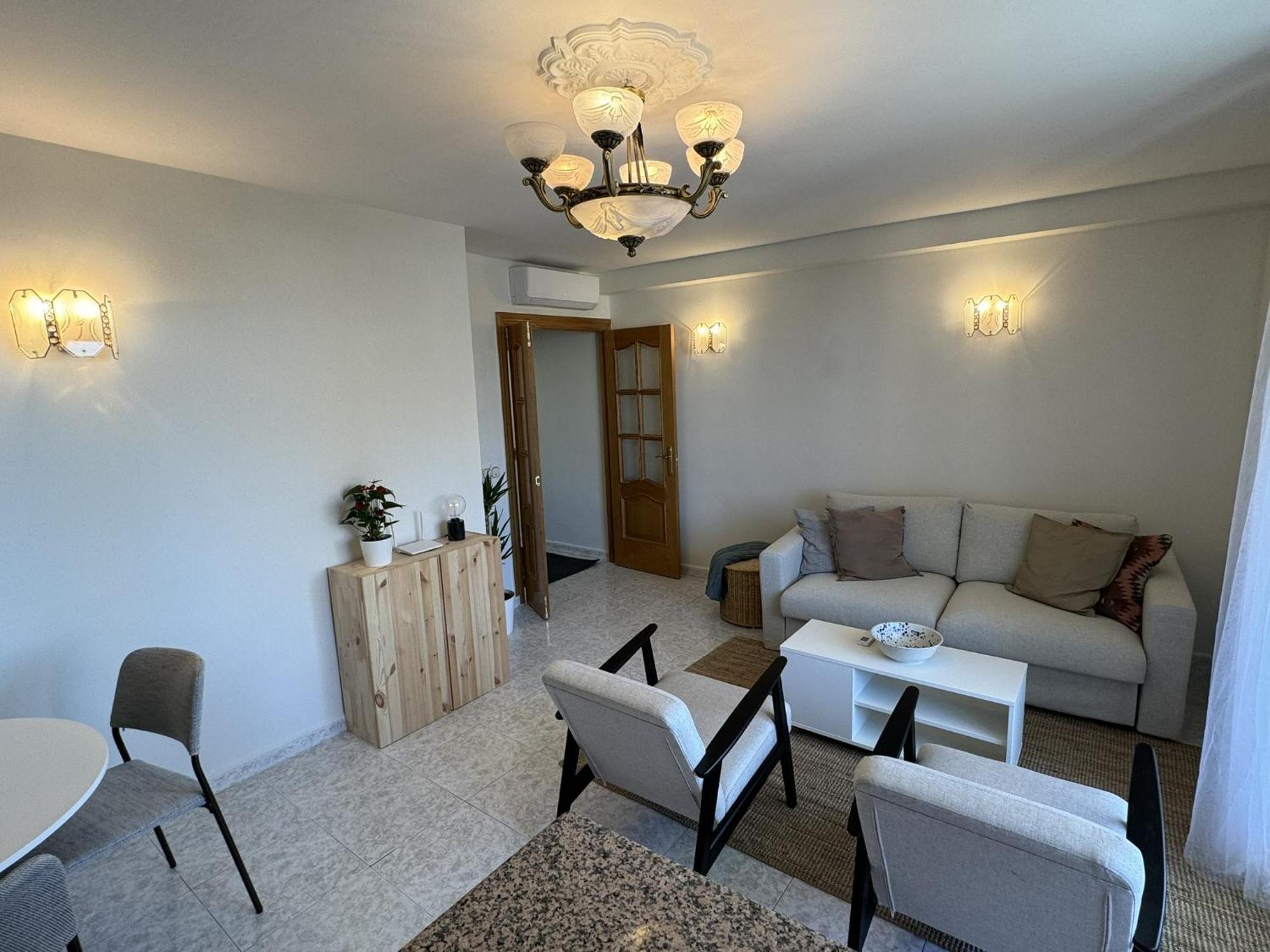 Beachfront Apartment With Terrace And Seaviews Fuengirola Eksteriør bilde